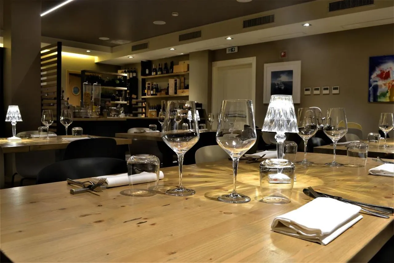 Hotel La Baia Diano Marina 3*,  Italy