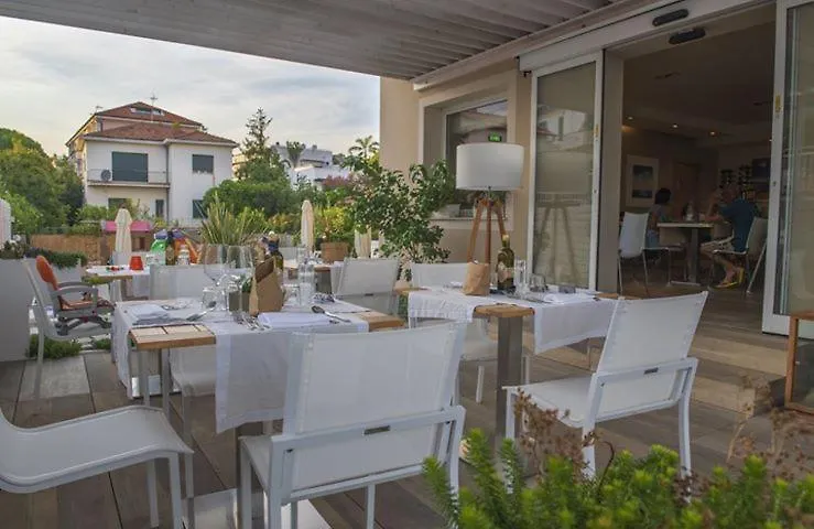 Hotel La Baia Diano Marina 3*,  Italie